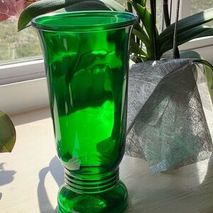 Vintage Napco Emerald Green Glass Decorative Vase